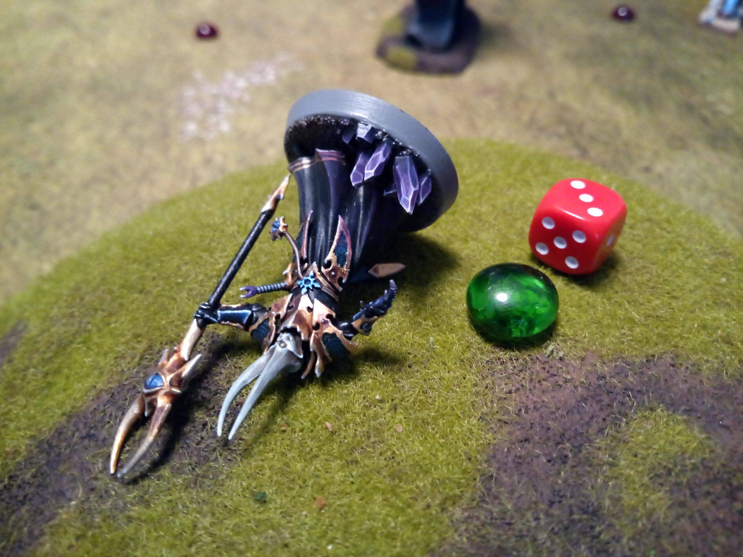The death of the Havoc Sorcerer Lord, the end of a 2000 points game of One Page Rules Age of Fantasy.